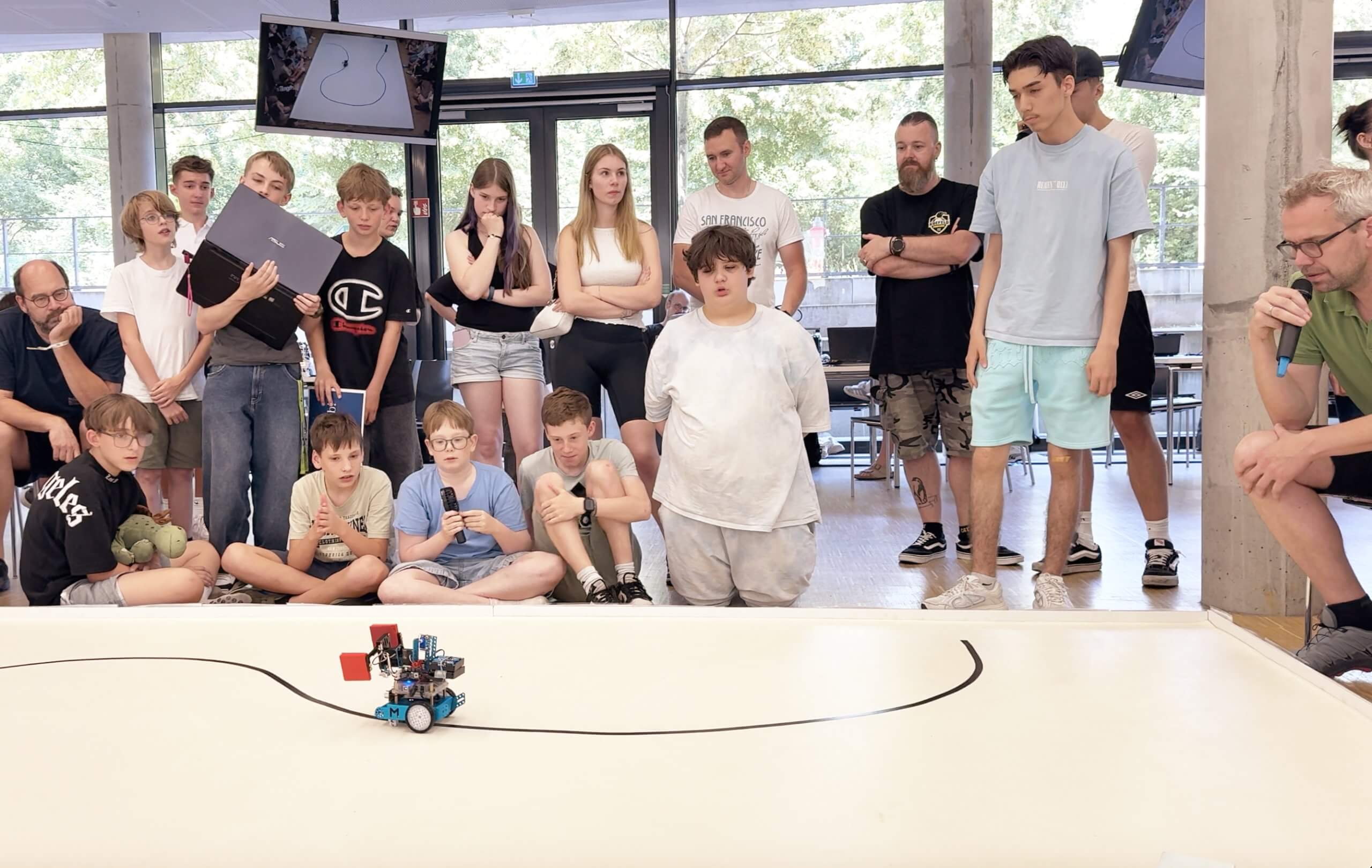 Green-Team_ROBOCOM